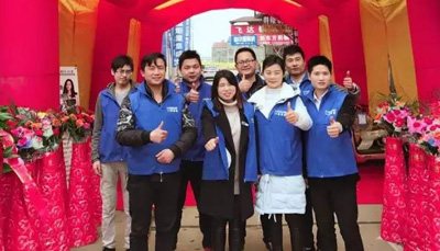 匠心獨(dú)具 藍(lán)炬星湖北江陵專賣店3.22開(kāi)業(yè)盡顯風(fēng)采！