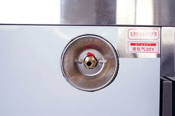 集成灶左側接燃氣