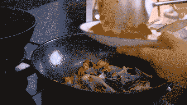 炒菜過程中