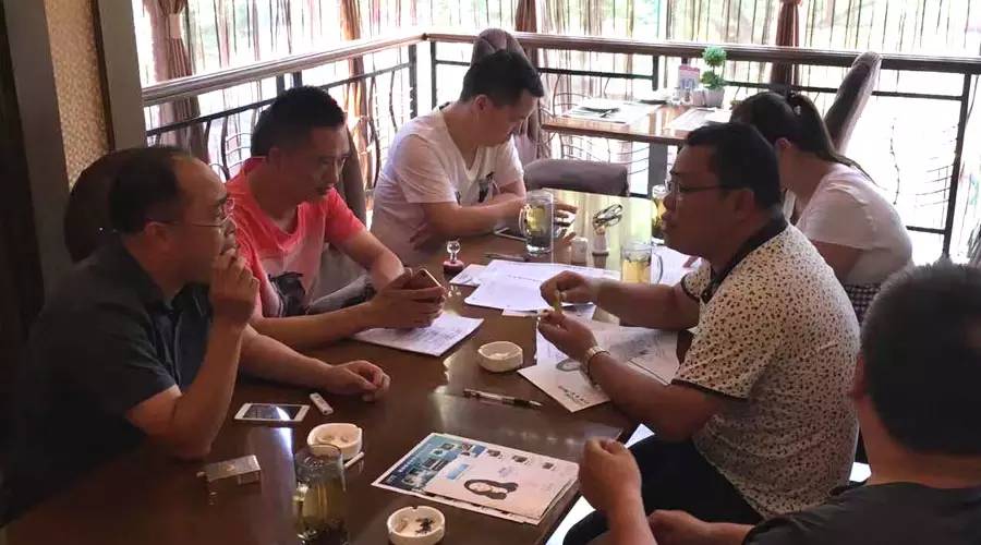 喜訊，湖南婁底毛總成功加盟藍炬星集成灶！