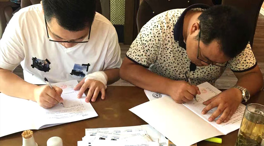 喜訊，湖南婁底毛總成功加盟藍炬星集成灶！