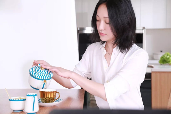 藍炬星集成灶品牌代言人&mdash;&mdash;周迅