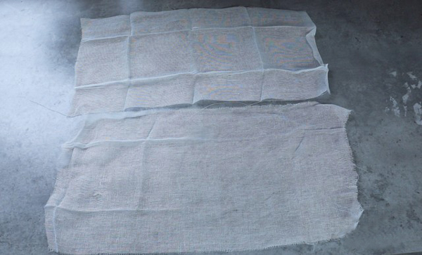 排風口紗布和新紗布對比