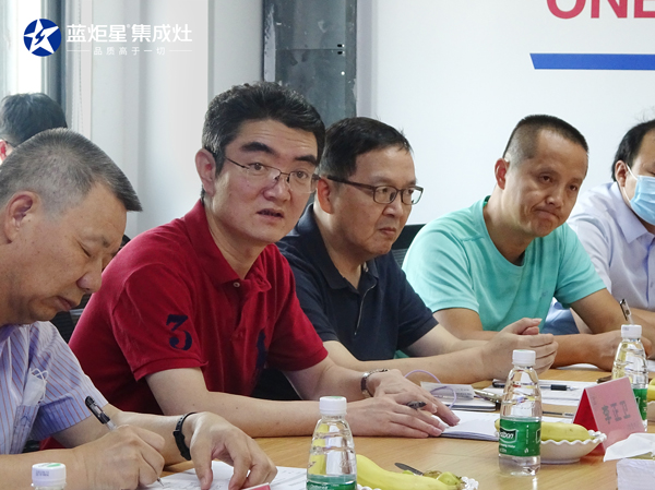 浙工大管理學(xué)院李書記對藍(lán)炬星集成灶的肯定